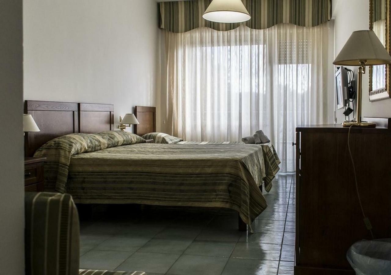 Hotel Baia Palinuro Ngoại thất bức ảnh